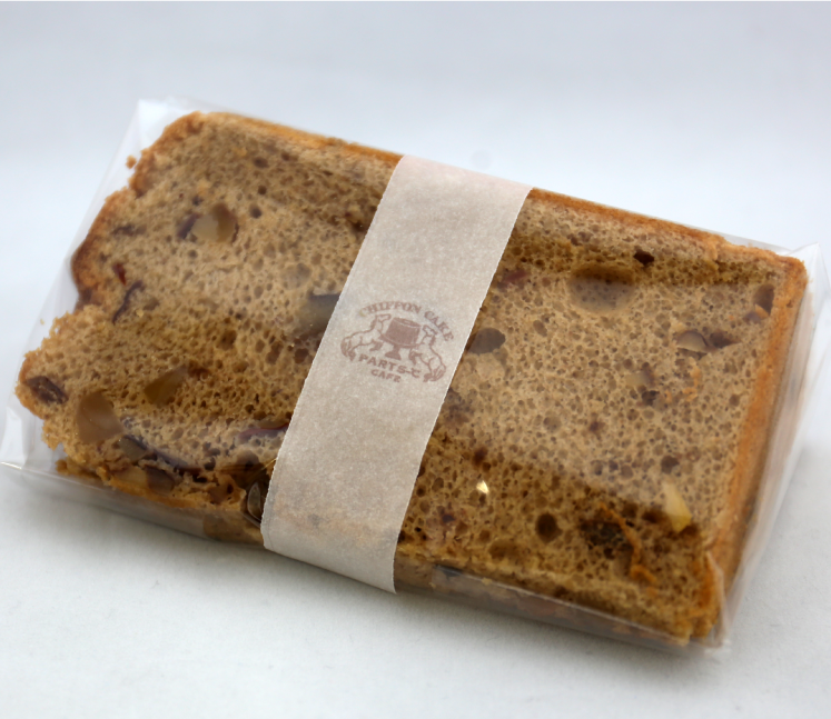 栗の渋皮煮とくるみのシフォンケーキ